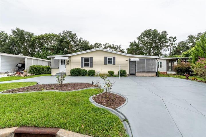 front - huge oversized driveway
