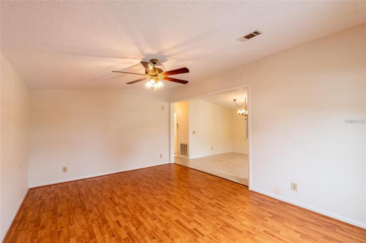 Living room - Original Photo