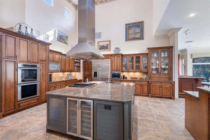 Part view of kitchen with all appliances, from 6 gas burner to Miele coffee maker !