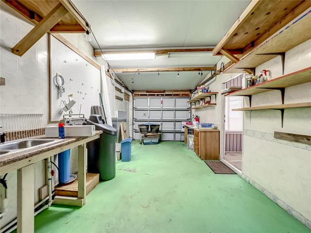 Workshop/garage
