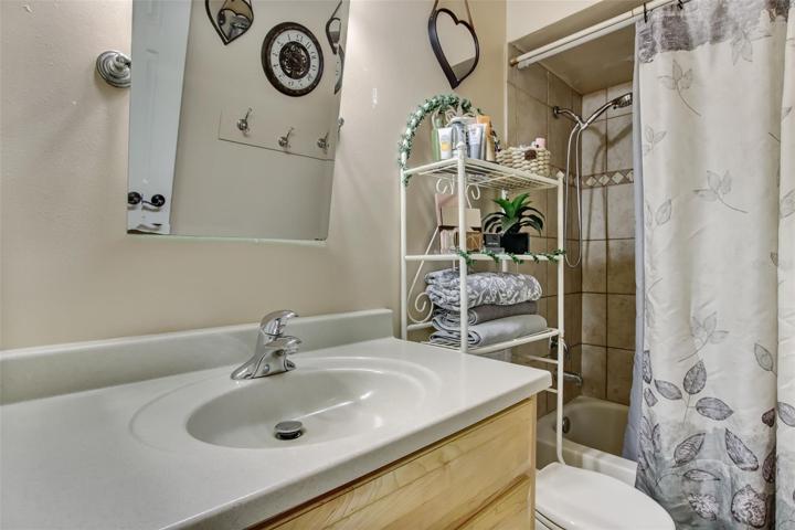 Main Bath