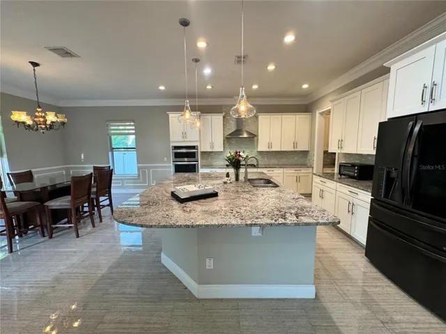 Kitchen and supersized Island