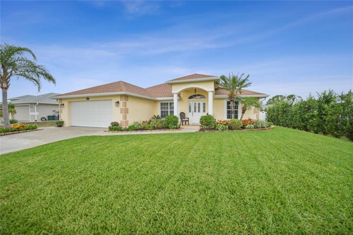 Front of home- shows the care the homeowner has for the yard