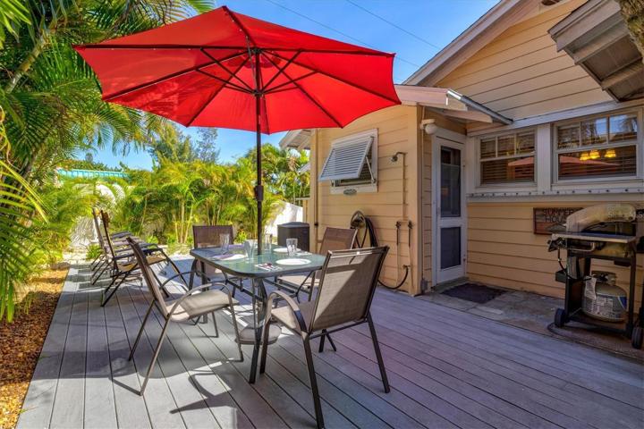 Composite deck in backyard
