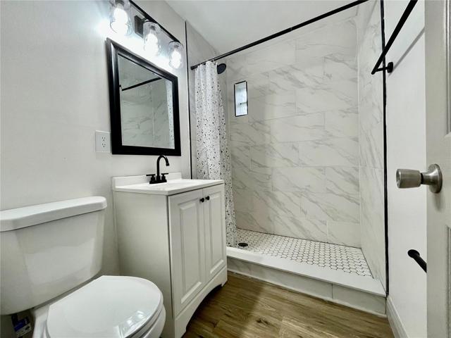2nd bathroom