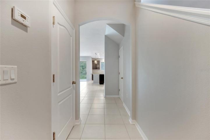 Hallway/Entrance