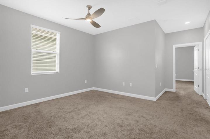 Den/Loft
