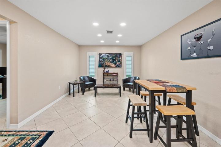 Formal dining room or extra sitting area 13x11