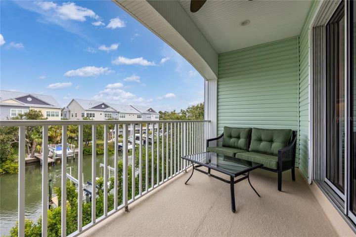 Master Bedroom private Balcony area