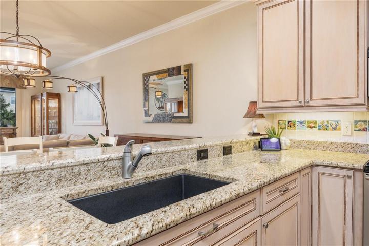 Deep undermount sink