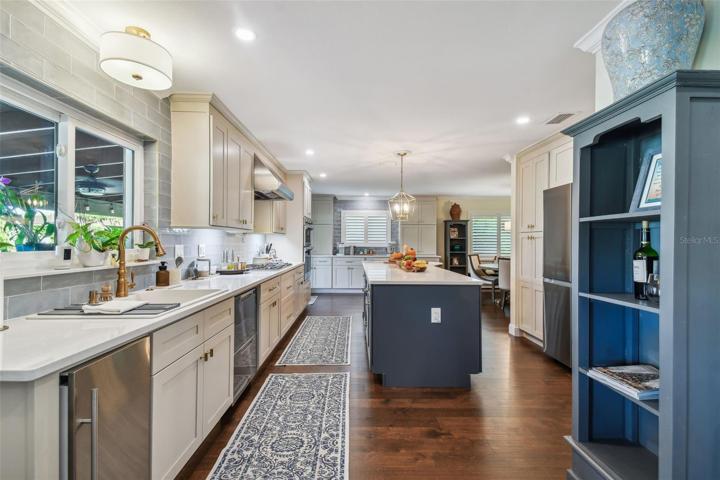 Level 4 Quartz counter tops