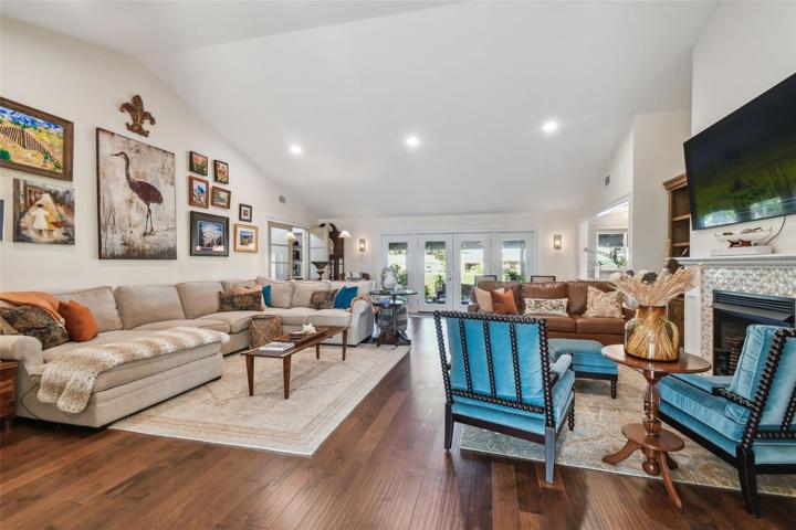 Spacious indoor, outdoor living