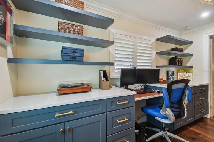 Custom built-in desk and shelves