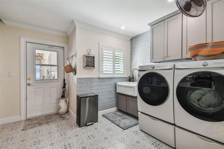 36' pocket door, concrete stamped tile floors