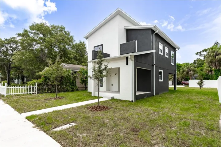 1010 Frontview