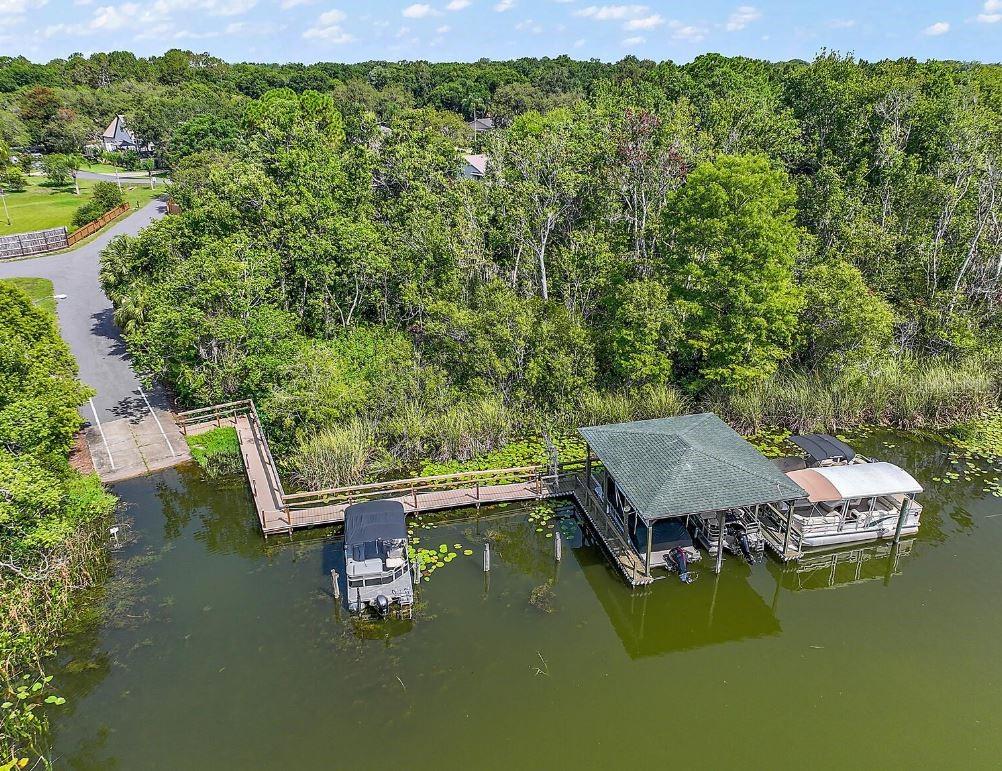 PRIVATE COMMUNITY BOAT RAMP