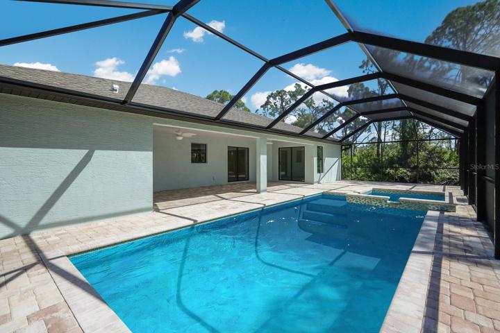 Large 28' pool