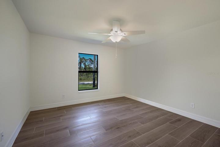 Guest Bedroom #1