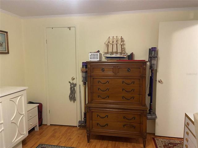 Walk in Closet