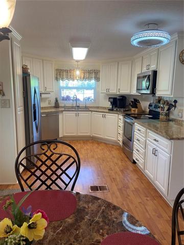 Kitchen Upon Entry