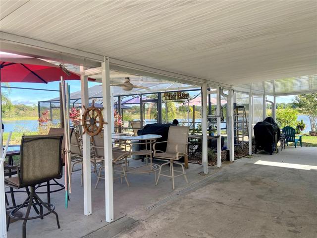 Tiki Bar Entertainment Area