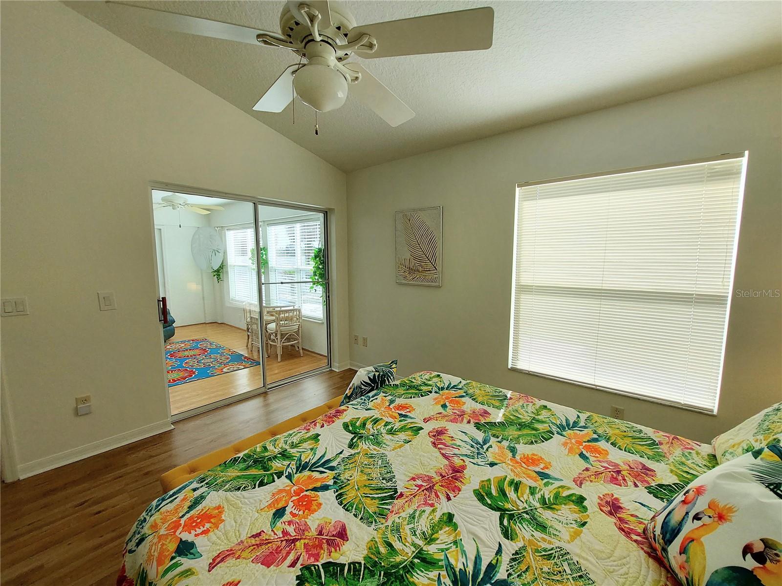 Master suite access to lanai