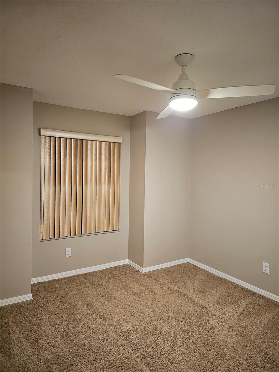 2nd bedroom