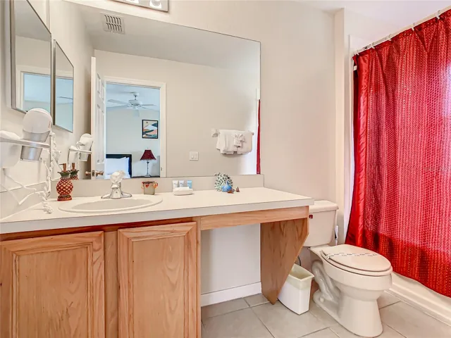 En-Suite master bathroom