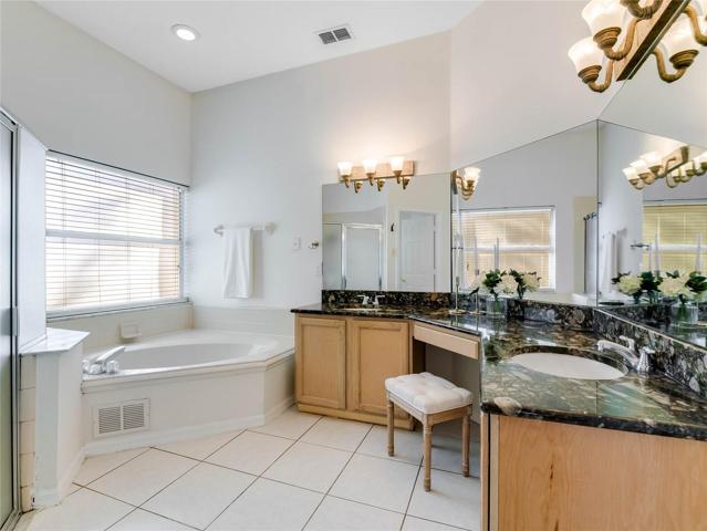 Owner's En-Suite