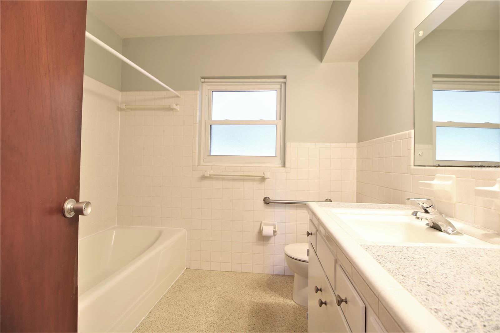 2nd Bathroom
