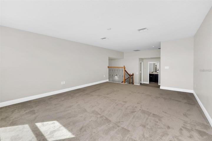 bedroom where has baloney