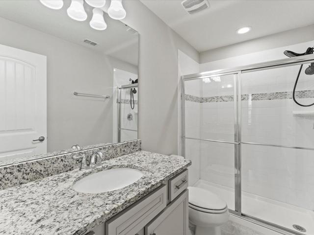 Bed 2 ensuite