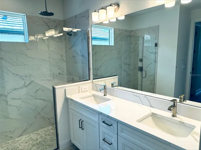 Owners Bath