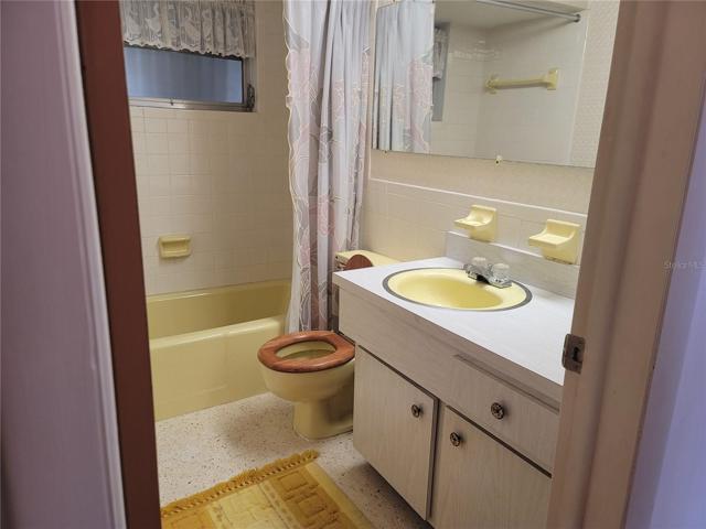 HAll Bath