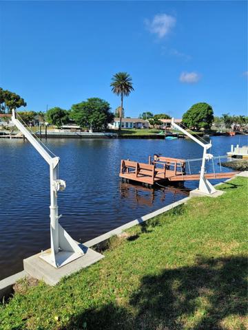 Dock