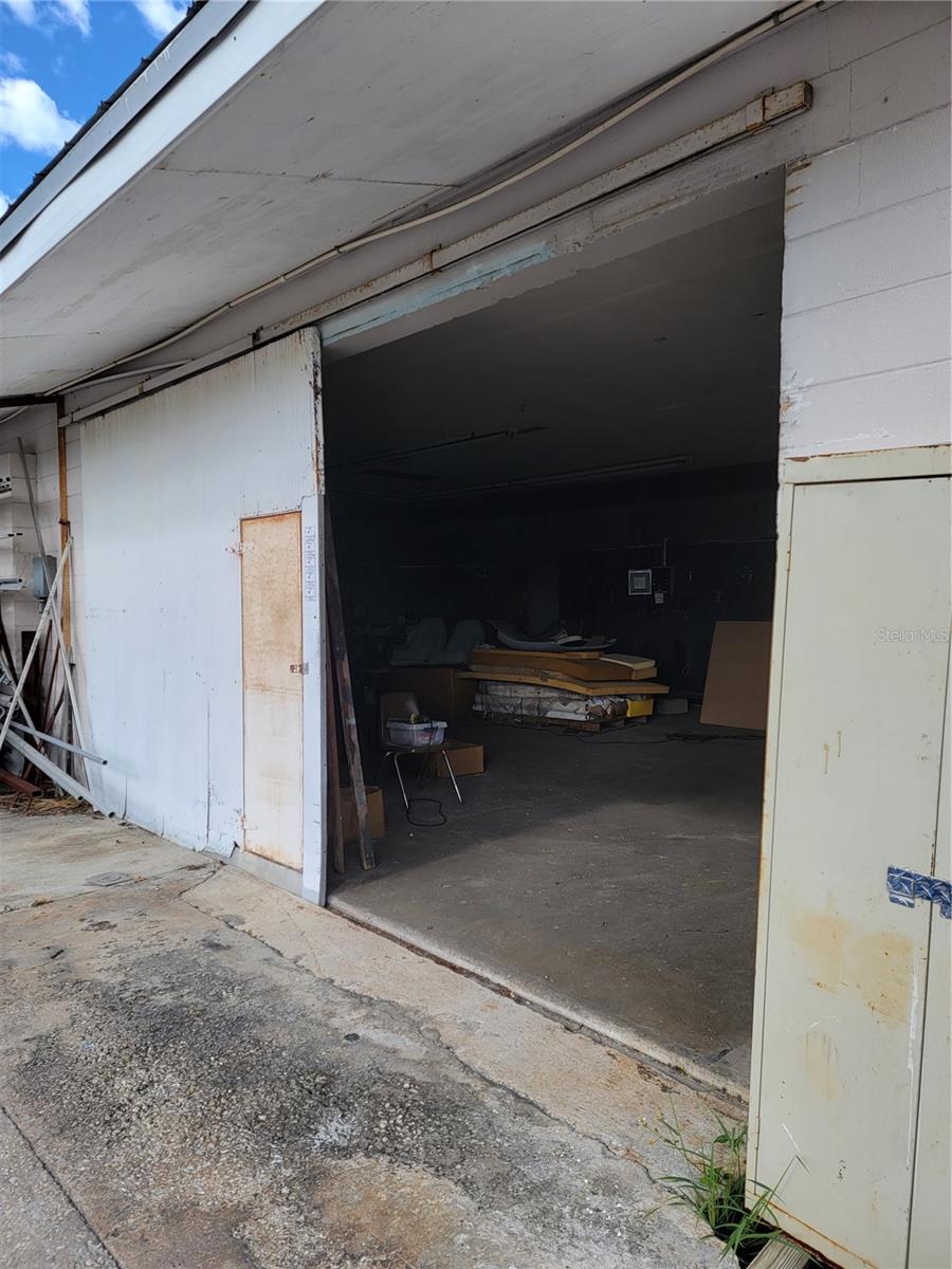 rolling door