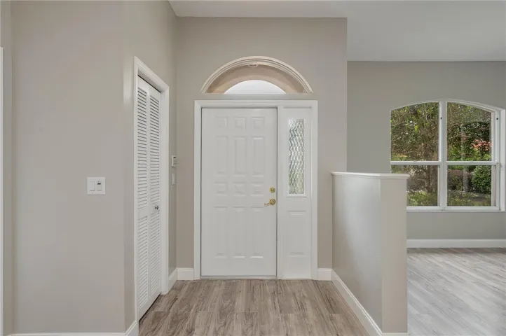 FOYER