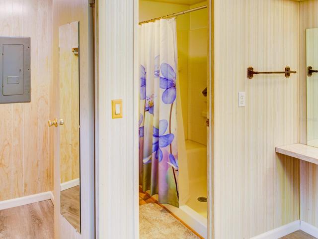 Master bathroom.