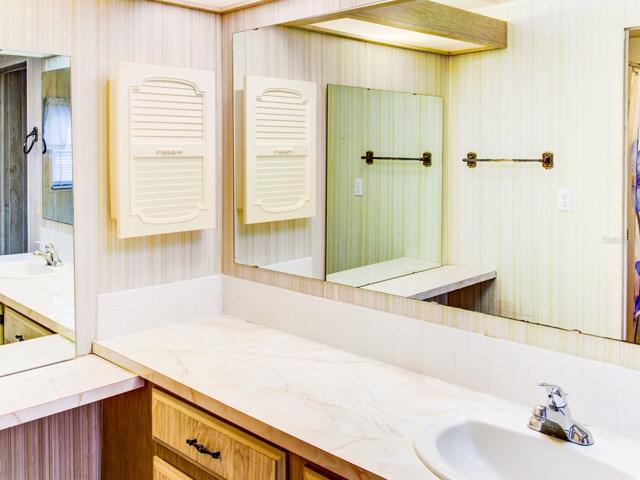 Master bathroom.
