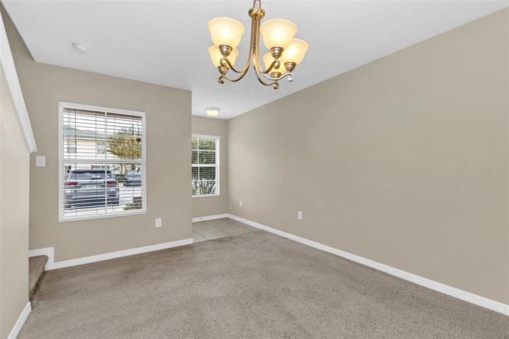Dining Room/Foyer