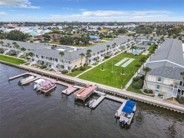 Venetian Condo's - A 22 Waterside
