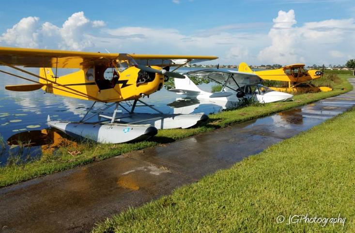 Lake Ashton is large enough for float planes to use.