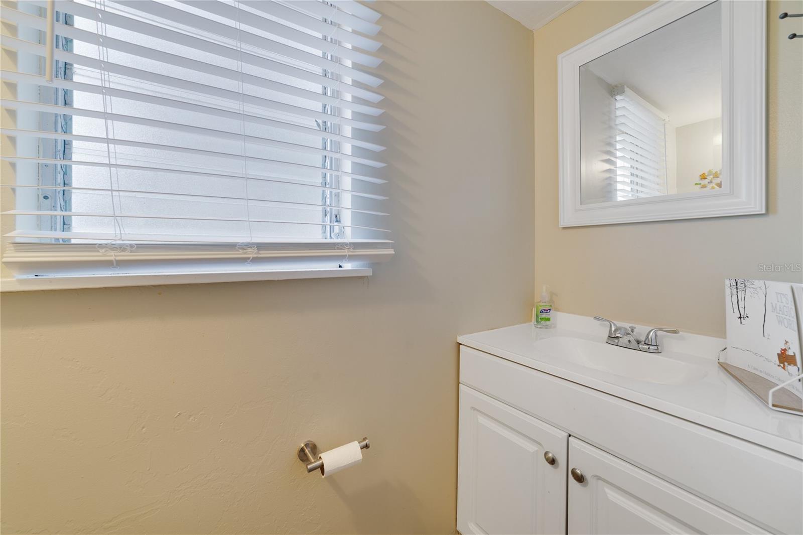 1/2 Bath in garage