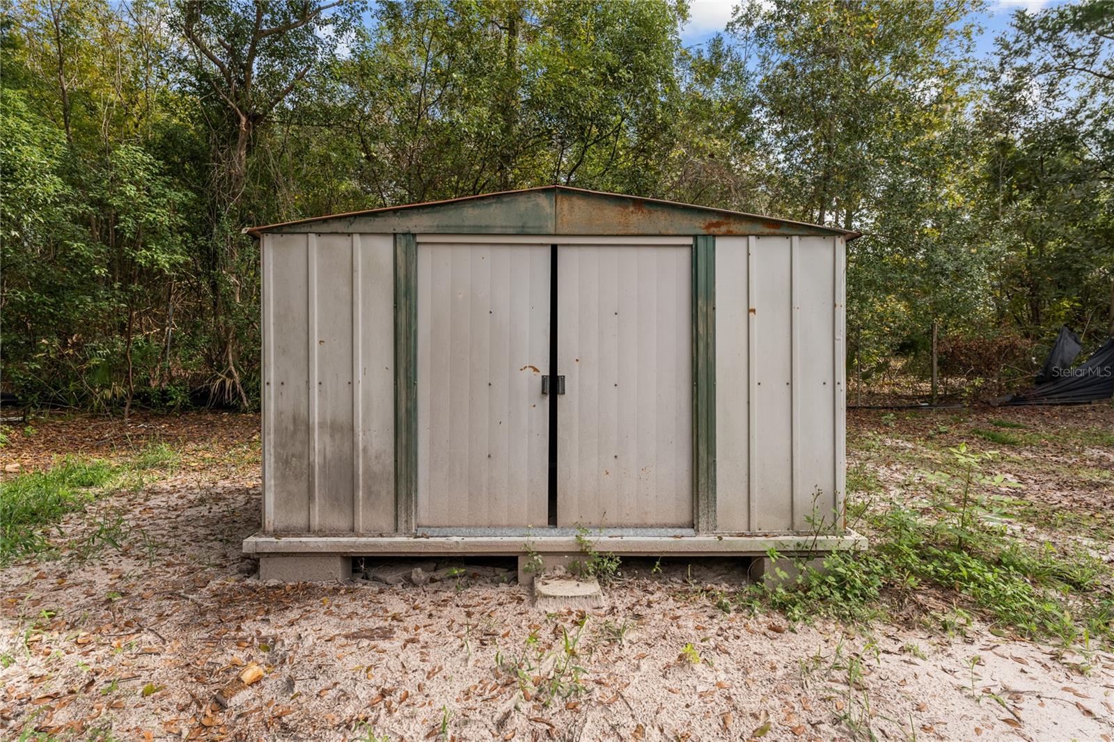 STORAGE SHED
