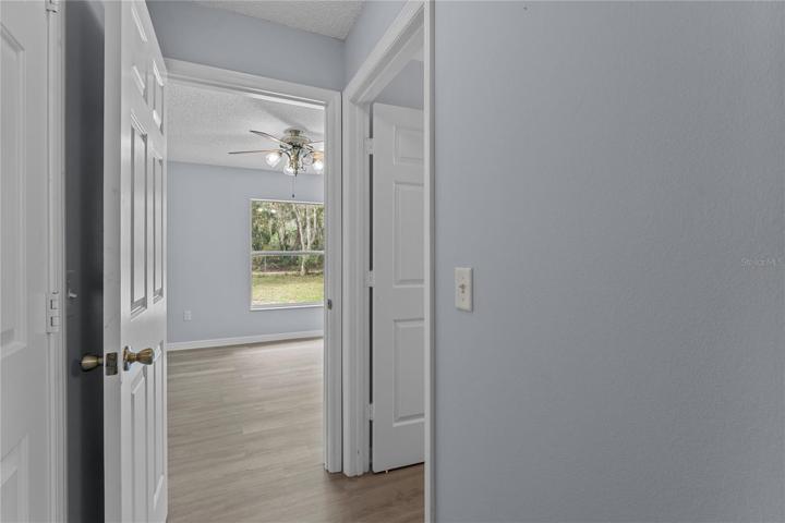 HALLWAY BETWEEN 2 BEDROOMS
