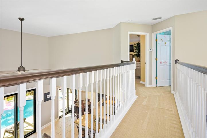 Catwalk to 2 bedrooms