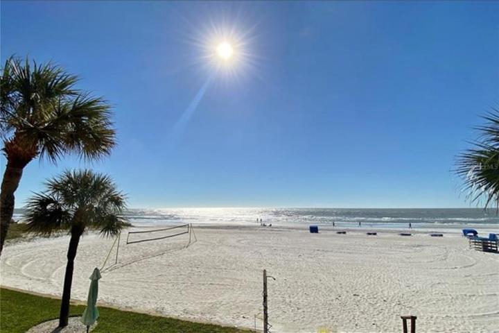 Volleyball nets, beach chairs make enjoying the beach easy