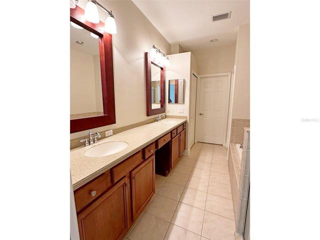 Primary En Suite