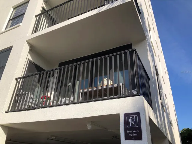 Corner Condo
