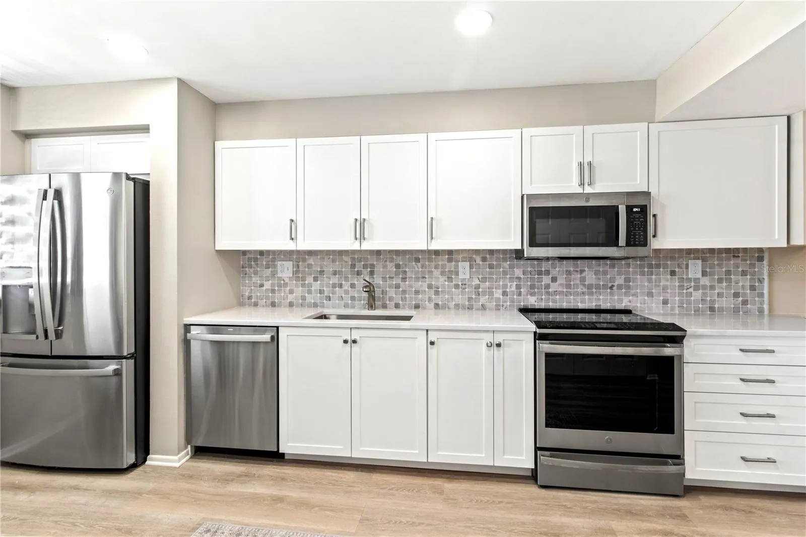 Longboat Key, Florida 34228, 2 Bedrooms Bedrooms, 0 ,2 BathroomsBathrooms,Residential Lease,For Rent,BAYPORT,0,T3488580
